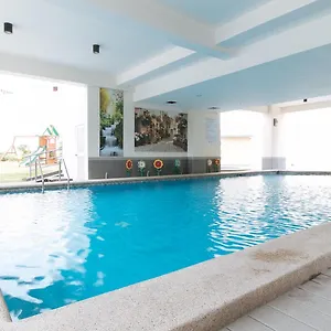 4* Hotel Reddoorz At Alpina Heights Paranaque